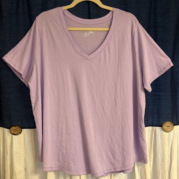 ☀️ 3 listings for $15 Lot 2XL tops All like New Plus tops - Picture 8 of 17